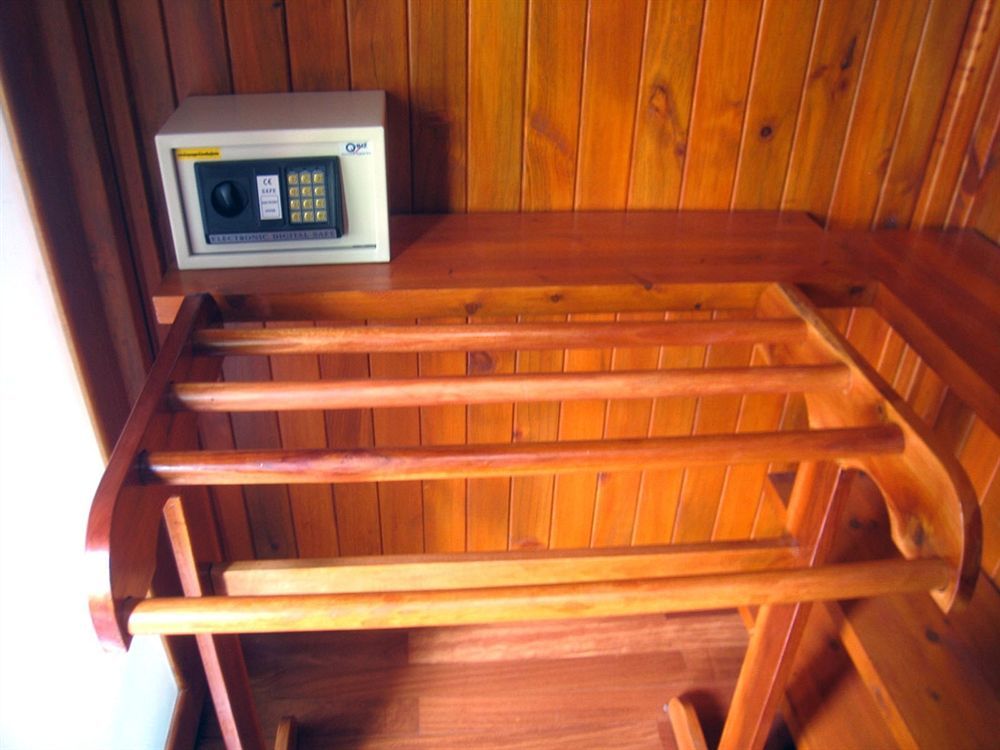 Hotel Wood House Pattaya Exterior foto